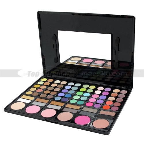 Paleta com 6 blush 60 sombras em pó e 12 sombras cremosas.